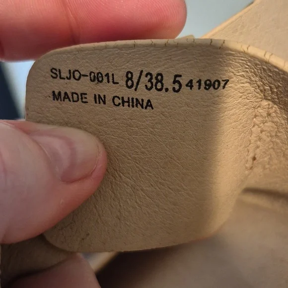 Women's Beige Platform Sandals Chinese Laundry - Picture 10 of 11